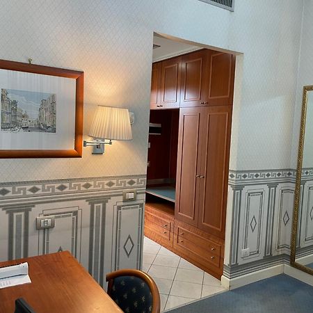 City Hall Catania Bagian luar foto